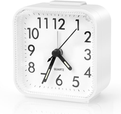 TNOMSNO Analog Wecker Ohne Ticken, Mit Licht für Tiefschläfer, Batteriebetrieben, Reisewecker Mit Leuchtziffern, Tragbar