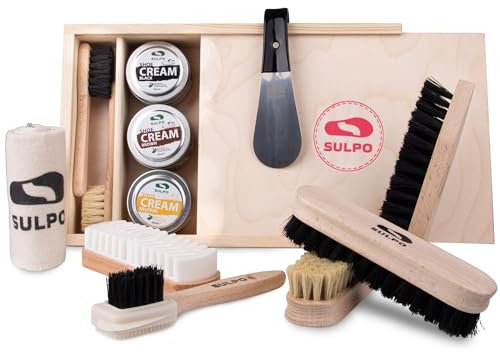 SULPO Schuhbürsten Leder und Wildlederschuhe Set - 13-teiliges Schuhputzset - Polierbürsten, Auftragsbürsten für Nubuk und Wildleder - Schuhlöffel - Baumwolltuch - 3 Schuhcreme - Holzkiste
