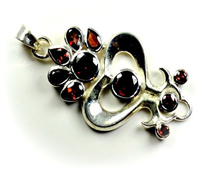 JewelryOnClick Anhänger Granat Geburtsstein Januar natürlicher Anhänger 925 Sterling Silber Medaillon Geschenk für Frauen