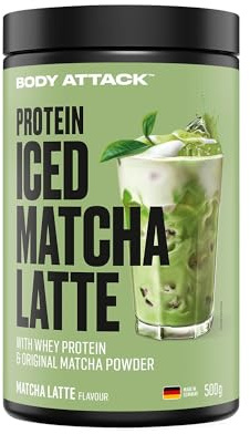 Body Attack Protein Iced Matcha Latte, 500 g - Whey Protein Pulver mit echtem Matcha-Blattpulver - Erfrischender Proteinshake mit Fett- und zuckerarmer Formel und EAAs, Made in Germany