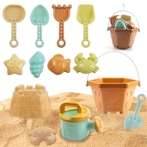 Qcdou Jouet de Plage, 10 Pièces de Jouets de Bac à Sable, Enfant Jouets de Sable avec Seau de Plage, Sac de Plage en Filet, Pelle, Râteau à Sable, Tamis et Moules, pour Enfants de 3 4 5 6 7 an