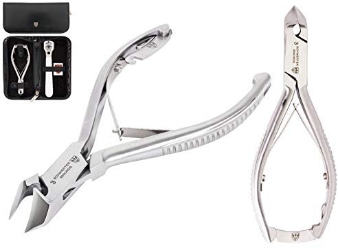 DREI SCHWERTER Pediküre Set 3-tlg. mit extra stabiler Nagelzange Fußnagelzange Eckenzange Kopfschneider aus rostfreiem Edelstahl mit Hornhauthobel und 10 Ersatzklingen im Etui, Markenqualität (806)