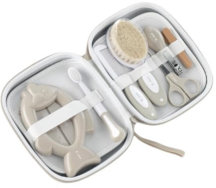 Jané Hygiene-Set mit Kulturtasche, Kamm, Bürste mit Naturborsten, Schere, Nagelclipper, Feilen, Zahnbürste und Thermometer