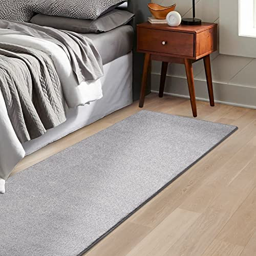 KARAT Bettvorleger - edle Velours Bettumrandung - Teppich Läufer für Schlafzimmer Wohnzimmer - Flauschiger Teppichläufer Sundae (80 x 200 cm, Silber)