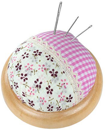 florales Vintage Nadelkissen mit hellem Holzteller (Ø 7 cm), kariert und geblümt, in rosa