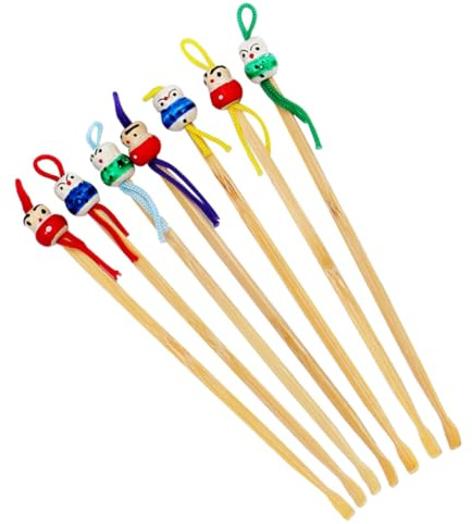 Ciieeo Set da 12 Pezzi di Cucchiai Auricolari in Legno Design Cartone Animato, Leggeri e Non Dannosi la Mano, la Pulizia Delicata delle Orecchie Colore Casuale