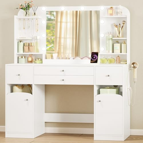 Hzuaneri Toeletta Trucco con Luce LED, con Presa e Porta Asciugacapelli, Ampio Piano D'appoggio 108cm, Toeletta con 2 Cassetti Grandi con Contenitore per Gioielli, 2 Armadietti, 40x108x144 cm Bianco