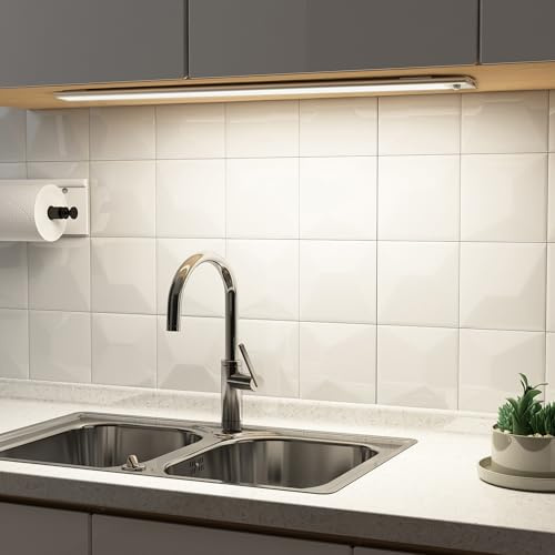 SOAIY 60CM Luz LED de Armario con Sensor de Movimiento, Luz bajo Mueble Recargable 3 Colores y Brillo Regulable, Lámpara LED Adhesiva para Cocina, Armario,Gabinete, Pasillo