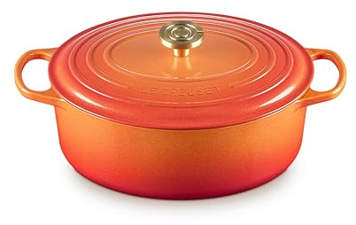Le Creuset Horno holandés ovalado de hierro fundido esmaltado, 6.75 cuartos de galón, Flamme Doree con perilla de crisol