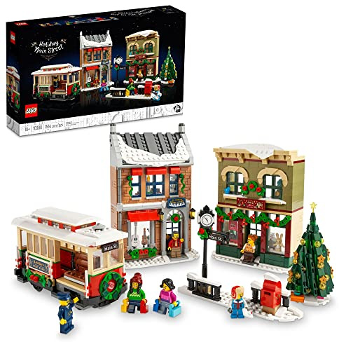 LEGO Holiday Main Street 10308 Kit de construction de village de Noël pour adultes et famille - Kit de construction de village de Noël avec magasins, tramway et 6 figurines - Décoration de Noël à