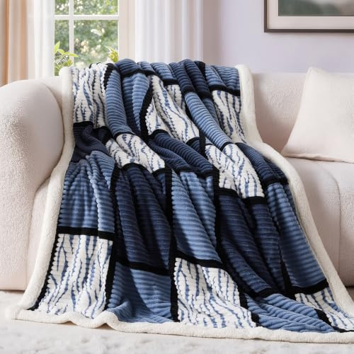 Gracelife Sherpa Throw Double - Soft Fluffy Fuzzy Warm Blanket for Bed and Couch, Large Thick Throw for All Season Use (Black-White,150 * 200cm, Checkered
