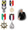 SUPERFINDINGS 4 Stile Military Hero Medaillen Halloween Kostüm Militär Schild Abzeichen Medaille Retro Adler Geometrische Legierung Medaille Brosche Pins Vintage Anchor Abzeichen für Damen Herren