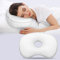 Nockovi Almohada de terciopelo curvada de lujo para personas que duermen de lado, almohada ergonómica para dormir de lado con agujero de 3.54 pulgadas para aliviar la oreja, color blanco
