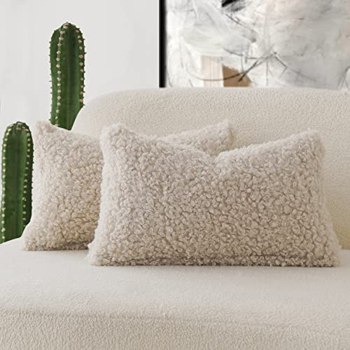 Foindtower Juego de 2 Fundas de cojín de Pelo sintético de Lana rizada, con Textura de bouclé, para cojín Lumbar de Piel de Oveja para Silla y sofá, 12 x 20 Pulgadas, Color Crema Neutro