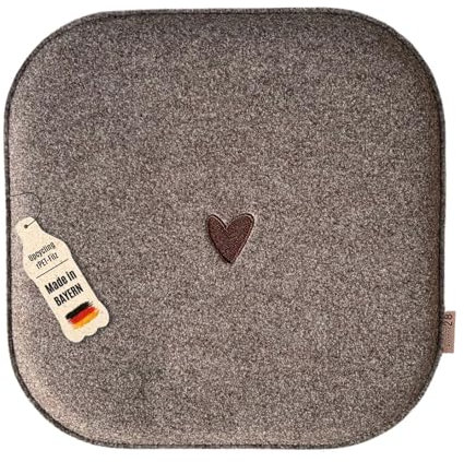 kontor28 - nachhaltiges Sitzkissen Stuhlkissen, handgefertigt Made in Germany, 37,5 x 37,5cm aus upcycling rPET Filz, Sitzauflage mit Polsterung-Outdoor geeignet & waschbar, Herz Natur 2er Set