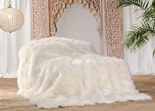 Wohnen & Accessoires Felldecke Tibetlamm in 5 Größen aus weichem Fellimitat als Kuscheldecke, Wohndecke, Tagesdecke oder Fellkissen (150 x 200 cm)