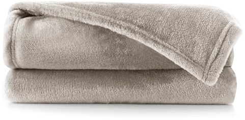 DecoKing Coperta Plaid Pile 160 x 210 cm per Letto una Piazza e Mezza Calda Accogliente e Spessa in Morbido Velluto Per Letto Divano Sedia Tutte le Stagioni Cappuccino Mic