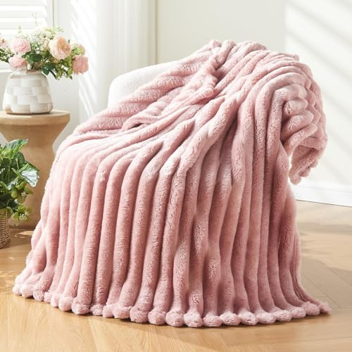 NEWCOSPLAY Super Soft Throw Blanket Pink Premium Silky Flannel Fleece 3D Ribbed Jacquard Lightweight Bed Blanket All Season Use (Pink Ribbed, Throw(50x60))