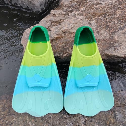 ENEN Palmes de Natation en Silicone Réglables Taille 32-43, Palmes d'entraînement de Natation Courtes pour Enfants et Adultes Femme Homme pour Entraînement Snorkeling (SP24 Vert coloré,XXS(32-33))