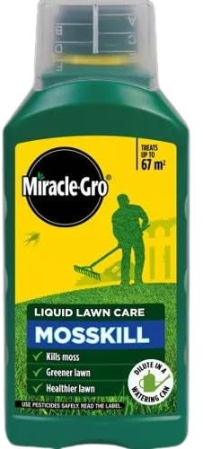 Miracle-Gro Mosskill Liquid Lawn Care – 1L Moss Killer & Lawn Fertiliser, Treats up to 67m², Fast-Acting with Iron for Greener Lawns