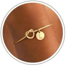 TINGN Damarmband i guld med bokstäver, 14K guldpläterat med bokstäver från A till Z, kärleksknopp, monogramarmband, personligt present till dam, flicka, 6 cm, Mässing