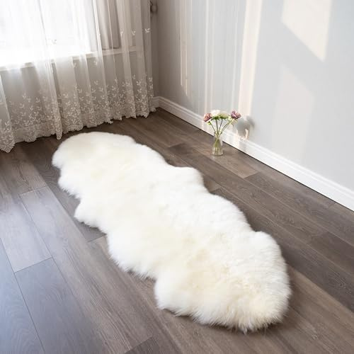 AGFNGE Sheepskin Rug, Fluffy Shag Area Rug, Super Soft 24” x 72“ Sheepskin Hair Rug, Pearl White Pile Rug, Decorative Throw Rugs for Bedrooms, Children's Rooms, Living Rooms (Pearly White, 24 x 72)