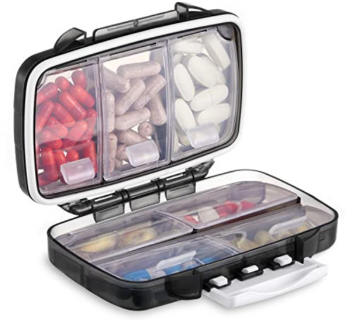 Fullicon Pilulier semainier de Voyage – Boîte médicaments rangement 7 jours – Étanche et Anti-Humidité – Pilulier journalier pour pilules, vitamines et huile de foie de morue (Noir)