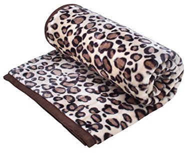 HAFIX Kuscheldecke – extra Weiche & Flauschige knitterfeste Flanell-Fleece Decke 'Leopard'- Wolldecke Überwurfdecke 160x220cm für wohlige Wärme & gemütliche Atmosphäre auf dem Sofa & im Bett braun.