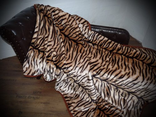 Kuscheldecke Tagesdecke Decke Tiger - Fell Modell II 160x200cm