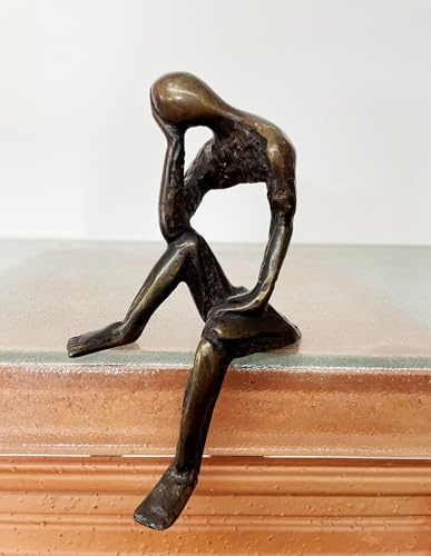 STEINFIGURENWELT GIEBEN Bronzefigur Nachdenkender Mann 15cm für Kante Dekoration aus Bronze Skulptur Tier Figur Deko Geschenk Bronzestatue Kantensitzer Wetterfest