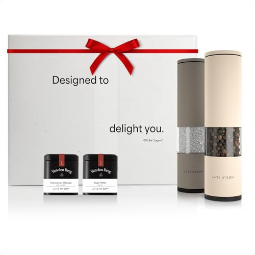 LARS NYSØM Gewürzmühlen & Gewürze Geschenkset - Salz und Pfeffermühlen Set mit 2 hochwertigen Gewürzdosen (Salz, Pfeffer) - Durch schöne Geschenkbox eine tolle Geschenk Idee (Brown/Beige)
