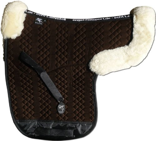 Engel Reitsport | SADEK2-D-MOC-MOC | Lammfell Satteldecke | Fell in Sattellage | Fellrand vorne und hinten | Dressur | Stoff Mocca Fell Mocca