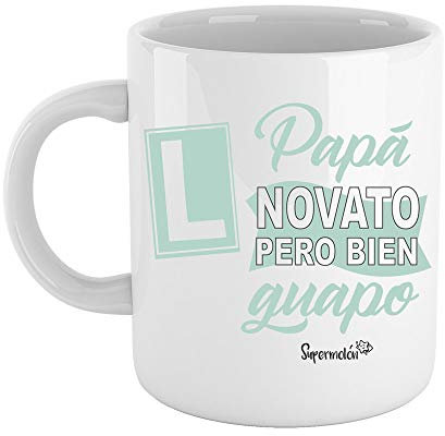 SUPERMOLON - Taza Papá Novato pero bien Guapo - Taza de Cerámica - Apto para Lavavajillas y Microondas - Capacidad 33cl - Regalo Padre