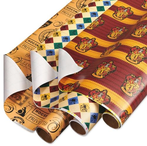 American Greetings Harry Potter Geschenkpapier-Set mit Gitterlinien für Geburtstage, Abschlussfeiern und alle Anlässe, Hogwarts-Hauswappen, Gryffindor-Bademantel und Karte des Rumtreibers (3 Rollen,