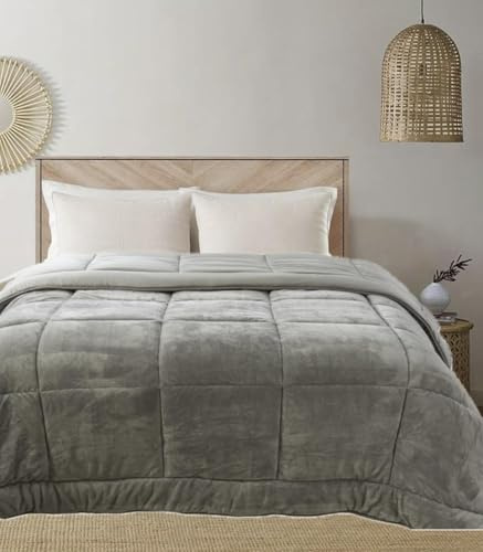 Trapunta Invernale Matrimoniale Imbottita in Morbida Microfibra da 540 gr/mq Tessuto Vellutato Piumino Caldo ad Effetto Flanellato Coperta Letto Invernale Misura 260x260 cm Mod. Velvet Colore Grigio