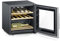 SEVERIN SEVINZO 14 Weinkühlschrank, Singlezone Weinkühler für 14 Flaschen, hochwertiger Wine Fridge mit Touch Steuerung und 3 Holzböden, Schwarz / Edelstahl Rahmen, WKS 8892
