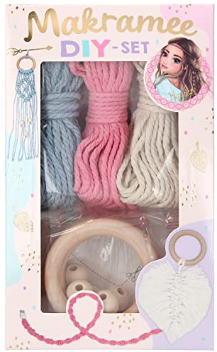 Depesche 10863 TOPModel - Makramee DIY Bastel-Set für Mädchen, mit 3 farbigen Kordelknäulen, Holzkugeln, Holzringen und Kamm, ideal zum Basteln und Gestalten von Schlüsselanhängern und Traumfängern