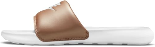 Nike Victori One, Scarpe da spiaggia e piscina Donna, Bianco Metallic Red Bronze White, 42 EU