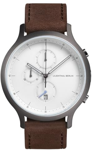Lilienthal Berlin Chronograph Dark Silver White in dunkelgrau – Herrenuhr am braunen Leder-Armband aus 316L Chirurgenstahl mit einem Quarzuhrwerk & saphirgehärtetem Mineralglas – 42,5 mm