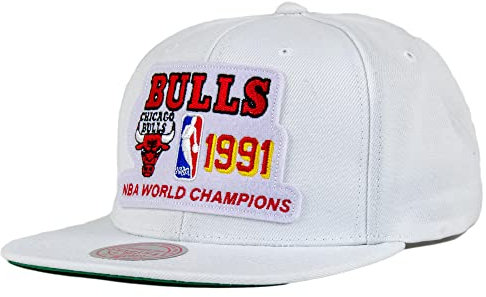 Mitchell & Ness Berretto Snapback NBA Chicago Bulls Cappellino Premium Aderente Unisex Adulto