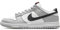 Nike Herren Dunk Low Retro SE Pale Ivory/Black-Malachite (DR9654 100), Grauer Nebel/Hellkarminrot, 46 EU