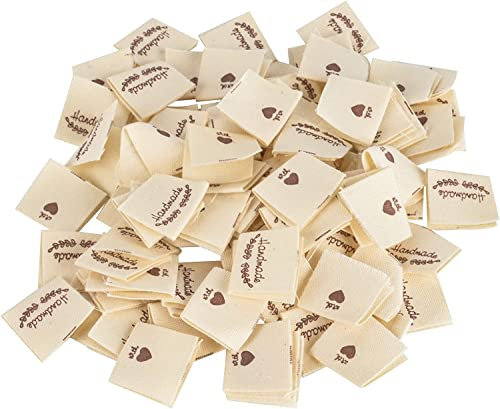 AIYONG 100 Stücke Handmade Label zum Annähen, Handmade Stoffetiketten, Stoffetiketten Textiletiketten für Klediung,Handarbeit Etiketten Tags zum nähen für DIY Klediung Näharbeit (Beige)