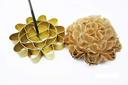 Dok Jok Moule à biscuit croustillant en laiton en forme de fleur (tournesol, lotus), 8,9 cm de diamètre, pour préparation de dessert thaïlandais, fourni avec recette