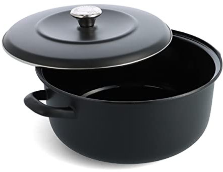Merten & Storck Schmiedeeiserner Dutch Oven mit Deckel, 26 cm/5 Liter, Induktion,selbstbindender gewölbter Deckel,backofensicheres Kochen bis 300°C,für alle Herdarten,für Eintöpfe und Aufläufe,Schwarz