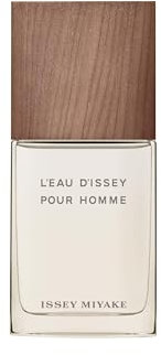 Issey Miyake L'Eau d'Issey pour Homme Vétiver Eau de Toilette Intense, naturinspirerad herrparfym med träaktiga toner av vetiver, ingefära och salvia, finns i olika storlekar