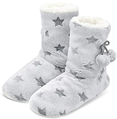 DICUIRD Slipper Socks for Women,Fuzzy House Indoor Boots Slippers with Soft Soles,Warm Cozy Fluffy Sherpa Lined Booties Socks,Womens Winter Christmas Gifts(Star Grey,Size8-10)