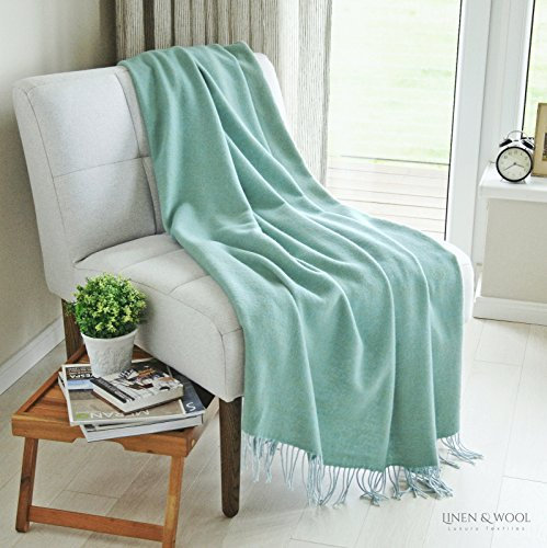 Linen & Cotton Klassische Decke Wolldecke Merino Wolle Wohndecke Kuscheldecke STONEWOLD mit Fischgrätenmuster - 100% Merinowolle, Türkis/Enteei Blau (140 x 200 cm), Sofadecke Tagesdecke Überwurf Sofa