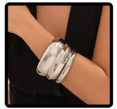 Cubahop Vintage Metal Arc Wide Face brazaletes de pulsera de arco ancho de la cara de arco de brazaletes de mano geométrica apilable suave para mujeres (Plateado)
