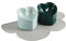 Gamelle pour Chat Surélevée Inclinée - 2 Bols Chat de Nourriture avec Tapis Antidérapant - Double Gamelle Chat Ceramique Surelevee - Gamelles pour Chats Surelevees Anti Vomissement - Vert & Vert Foncé