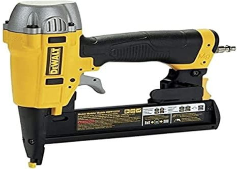 DEWALT Klammernagler Druckluft (35 mm, SX Klammern, mit Einzelauslösung für müheloses Klammern in Bau und Handwerk, inkl. Transportkoffer) DPSSX38